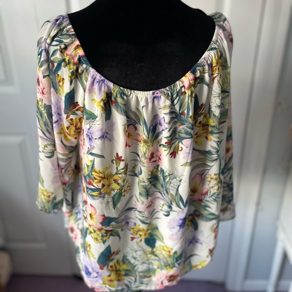 Forver21 Plus Off-the-Shoulder Floral Top Size 1X - Picture 5 of 7